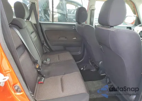 2004 Scion Xb Base из США, поврежденный, VIN JTLKT334940160159